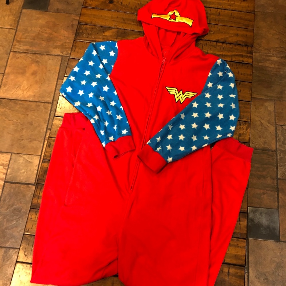 Wonder Woman Hoodied Footless Pajama